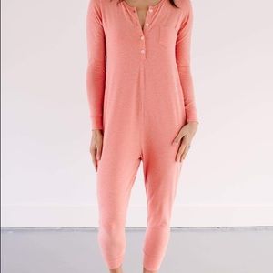 JH X Smash & Tess - Leo Lounger in Passutto Peach